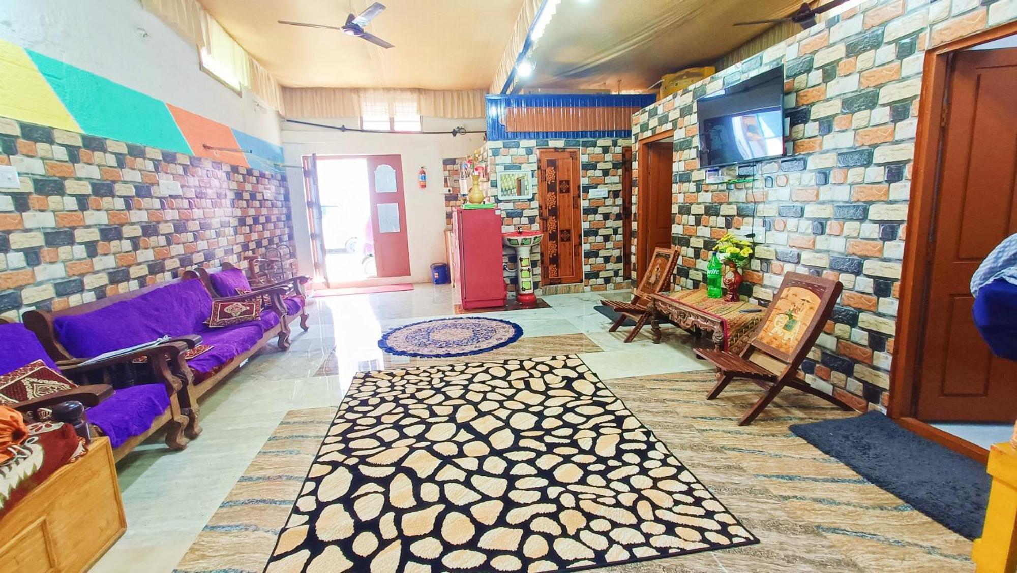 Sahara Family Homestay Mysuru Zewnętrze zdjęcie